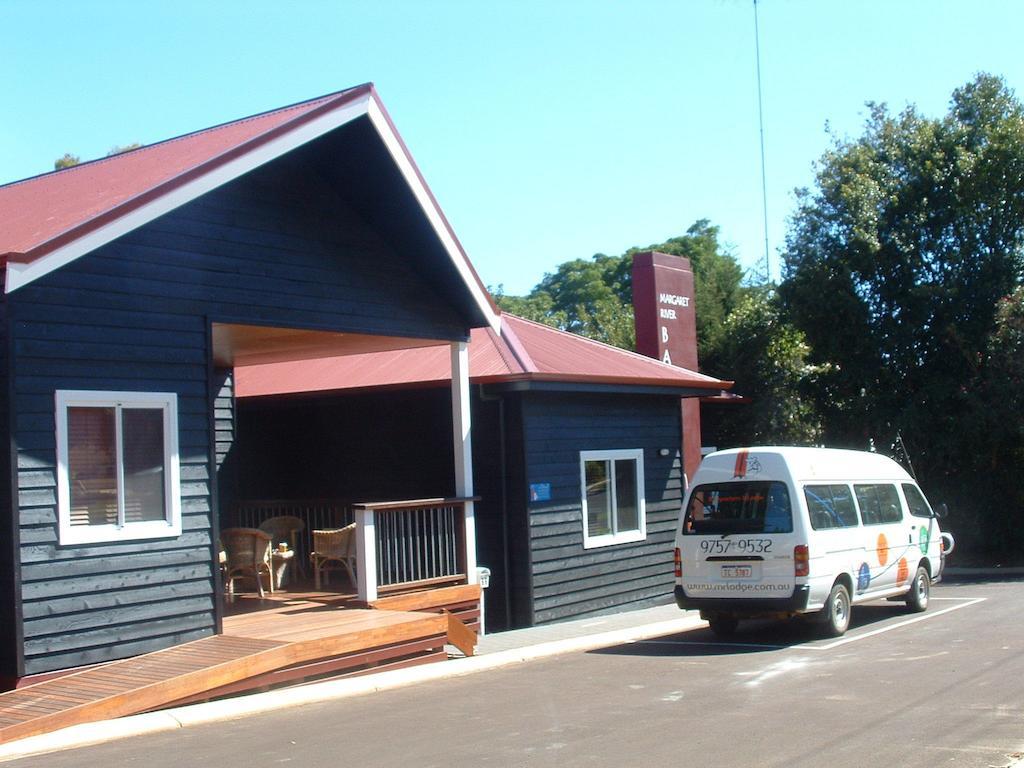 Margaret River Backpackers Yha Hostel ภายนอก รูปภาพ