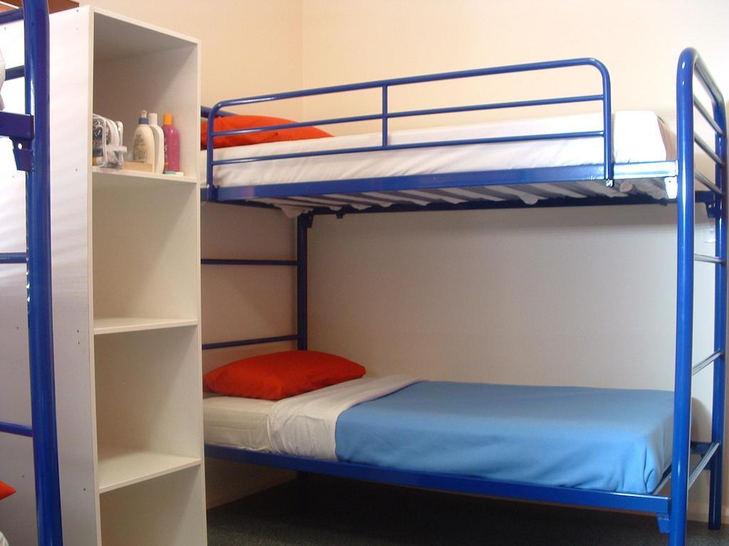 Margaret River Backpackers Yha Hostel ภายนอก รูปภาพ