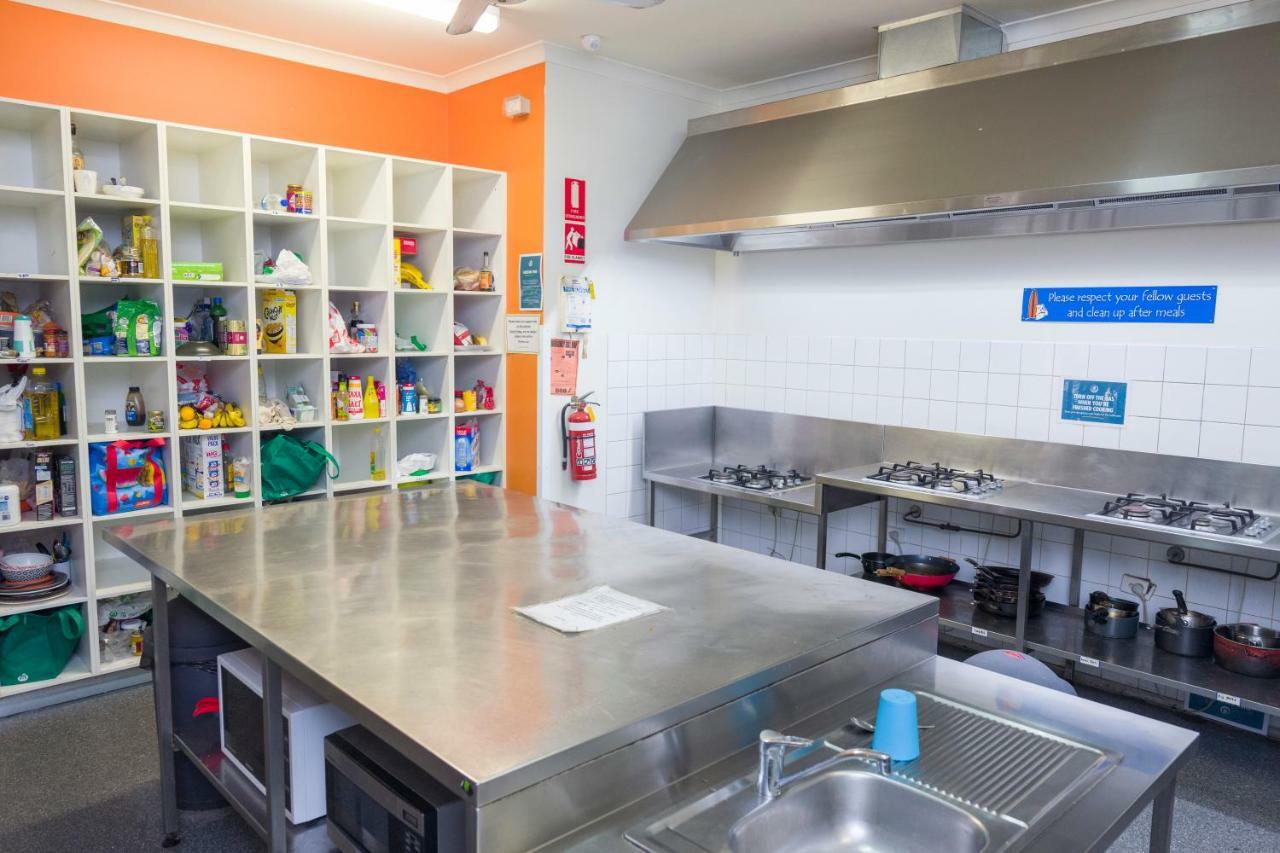 Margaret River Backpackers Yha Hostel ภายนอก รูปภาพ