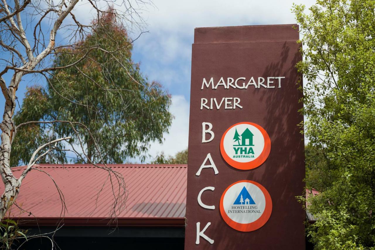 Margaret River Backpackers Yha Hostel ภายนอก รูปภาพ