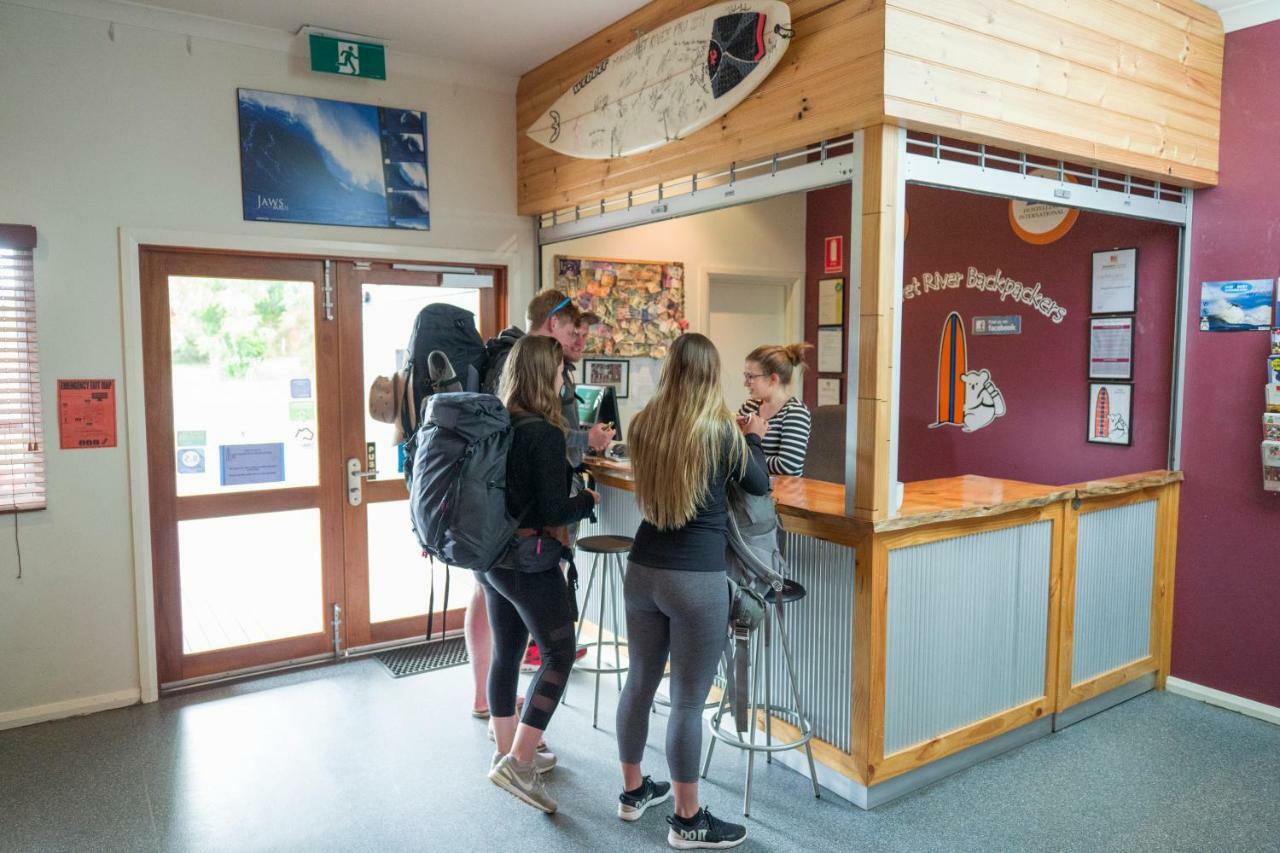Margaret River Backpackers Yha Hostel ภายนอก รูปภาพ
